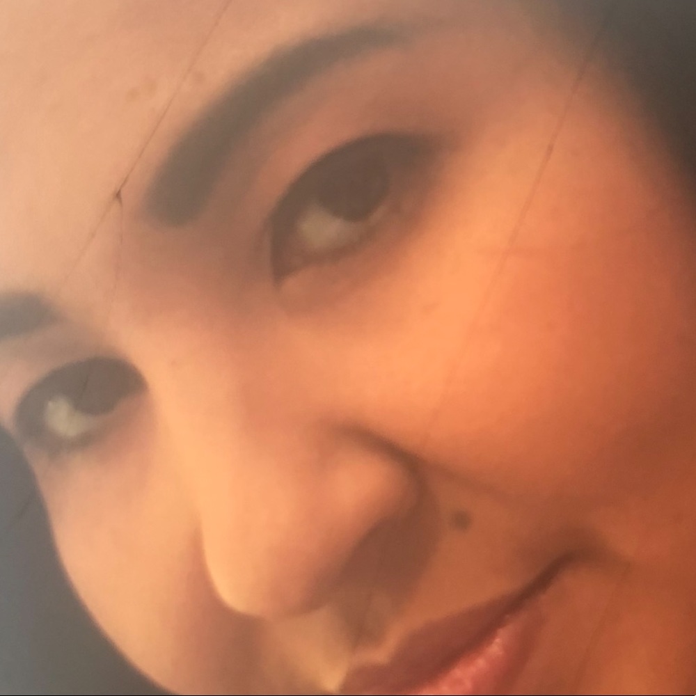 Meet your Posher, Cecilia